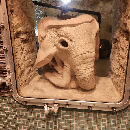מונרישאר Le Cavernacle מראה חיצוני תמונה